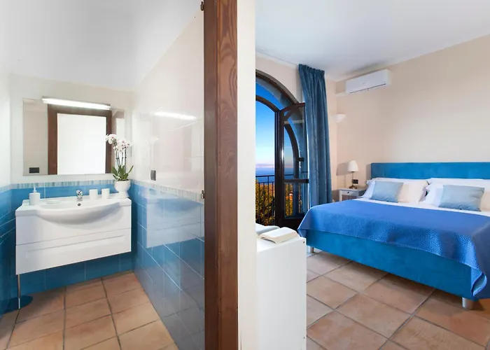 Вилла Sirentum Seaview Pool & *