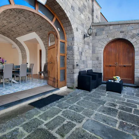 Sirentum Seaview Pool & Vila Sorrento