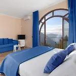 Sirentum Seaview Pool &