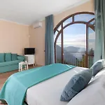 Sirentum Seaview Pool &