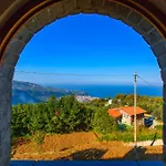 Sirentum Seaview Pool & *