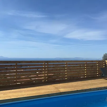 וילה Sirentum Seaview Pool & *