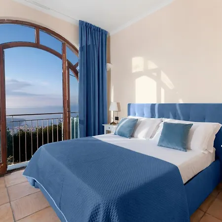 וילה Sirentum Seaview Pool &
