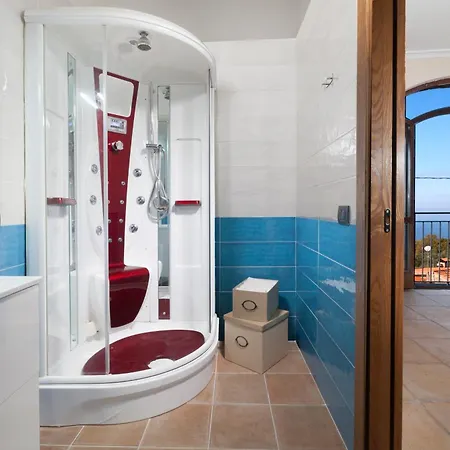 וילה Sirentum Seaview Pool & *