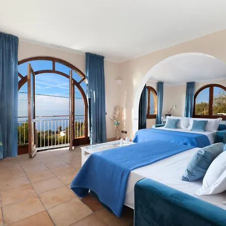 וילה Sirentum Seaview Pool & *