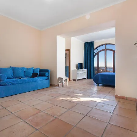 Sirentum Seaview Pool & * סורנטו