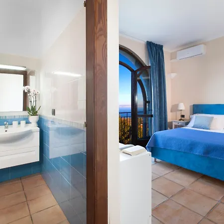 וילה Sirentum Seaview Pool & *