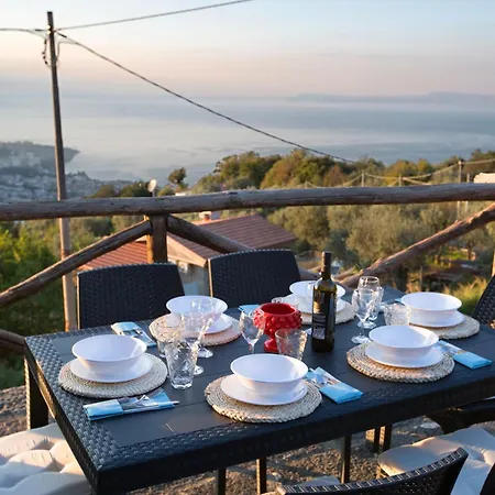 La Residenza Seaview Pool & Sorrento