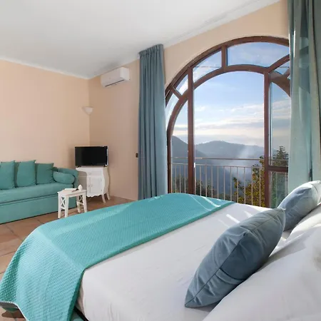 Sirentum Seaview Pool &
